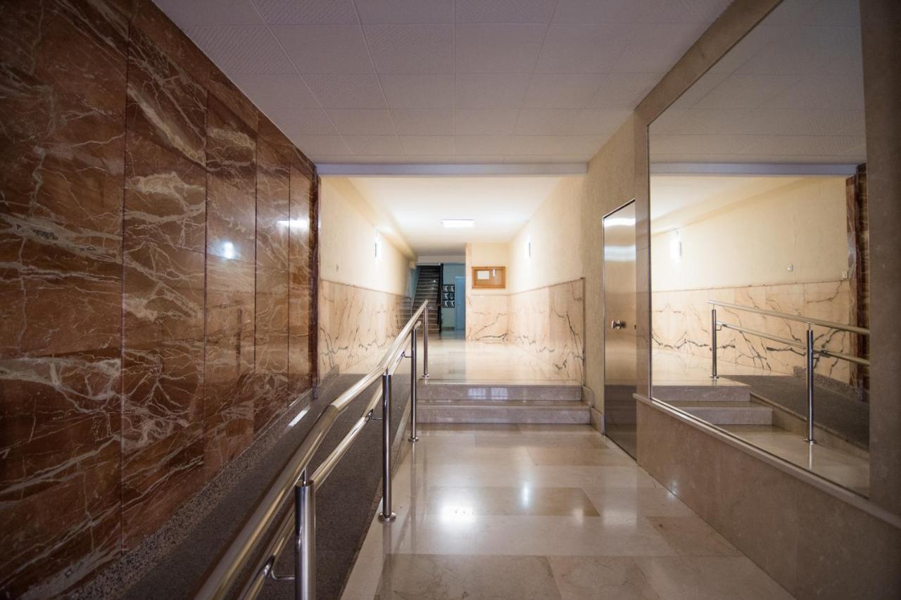 Tuguest Station 2 Apartment Granada Luaran gambar